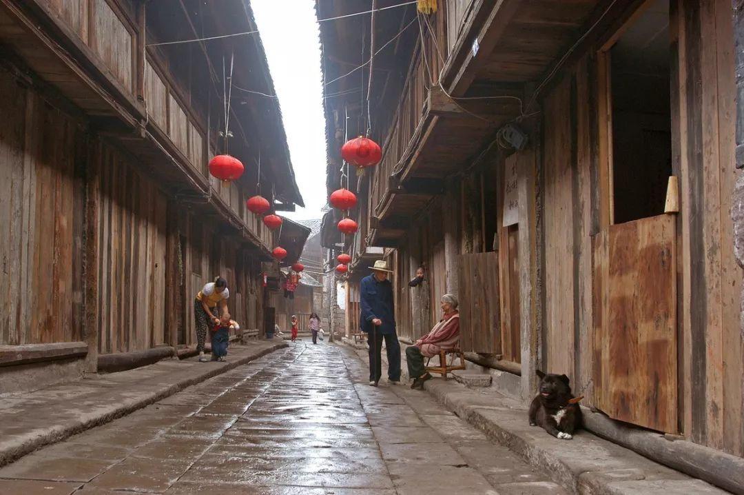 一结了婚的人如何回怼别人说你一人吃饱全家不饿？游戏画面